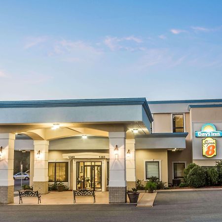Super 8 By Wyndham Valdosta Mall Exterior foto